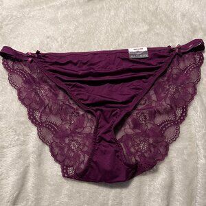 Bikini Panty with Lace Back 18-20
